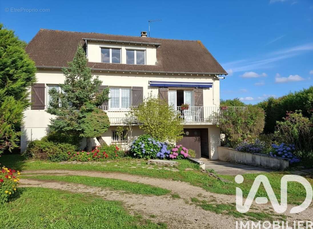 Photo 2 - Maison à MONETEAU