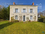 Maison à LONGUE-JUMELLES