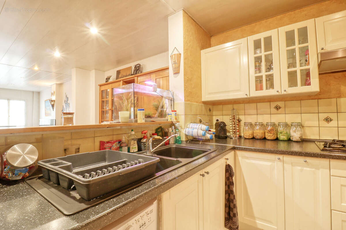 Local commercial mixte - 117 m2  + Hangar 57m² - Jardin - photo 5