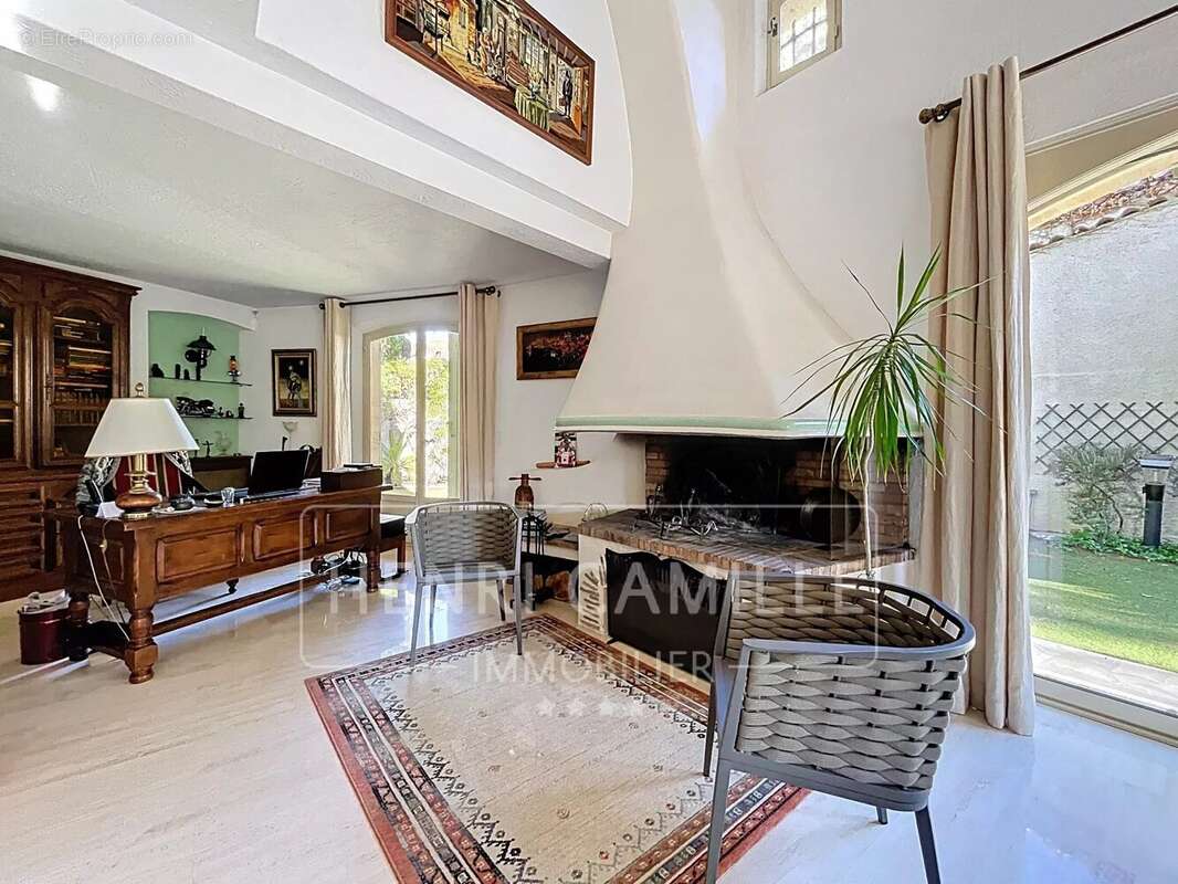 Maison à CANNES