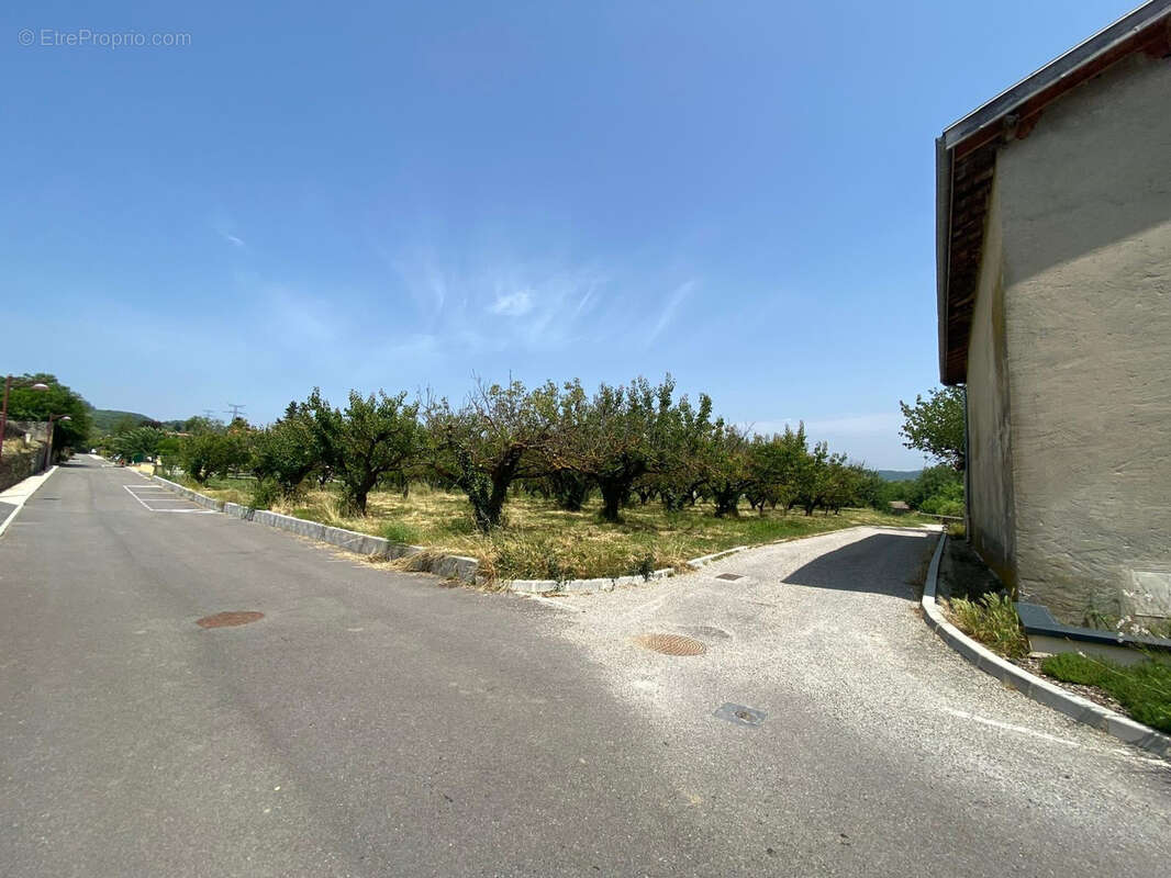 Maison à CHATEAUNEUF-DE-GALAURE