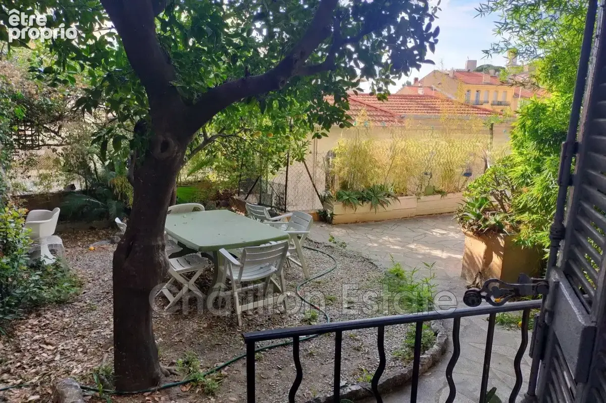 Appartement 2 pièces 50 m² à vendre à Cannes (06400) - photo 2