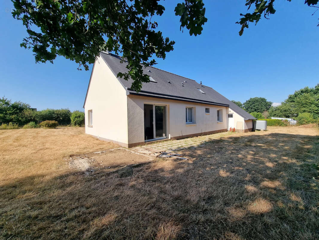 SAINT-ERBLON / ORGÈRES Maison de plain pied T5, 3 chambres, terrain de 1330m2 constructible. - photo 12