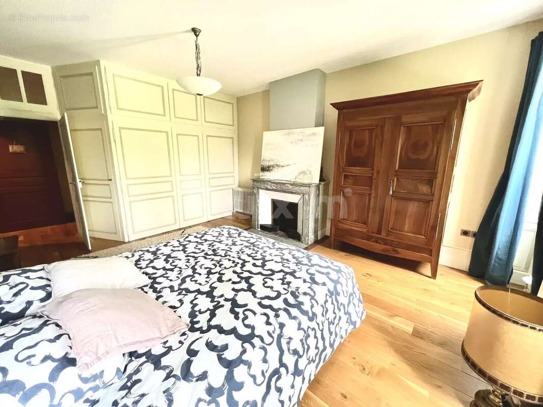 Maison à LONS-LE-SAUNIER