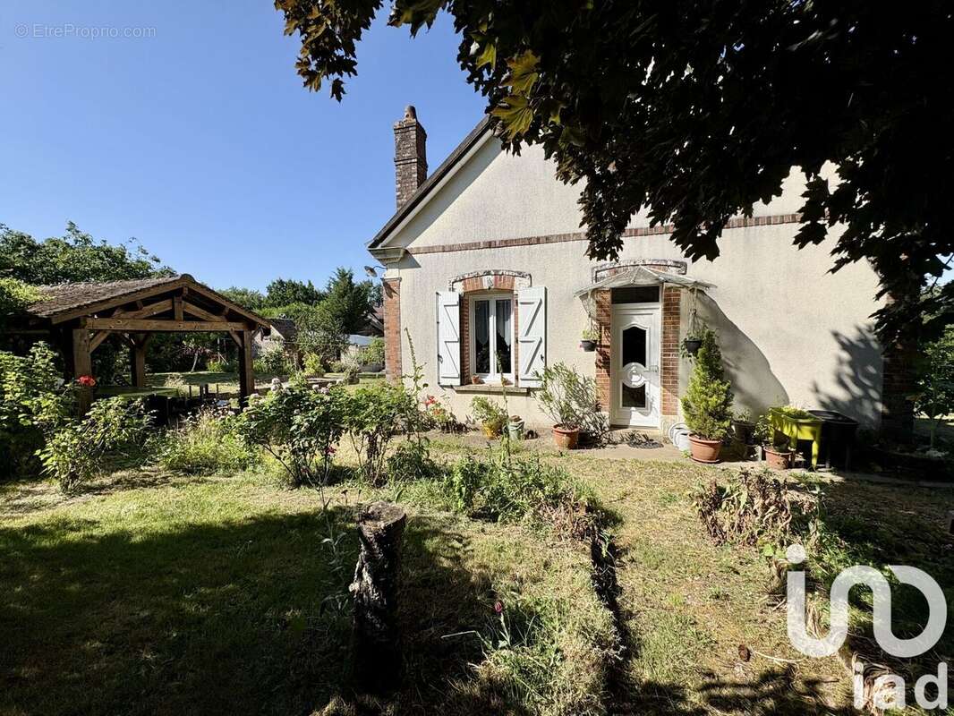 Photo 3 - Maison à CHATEAU-RENAULT