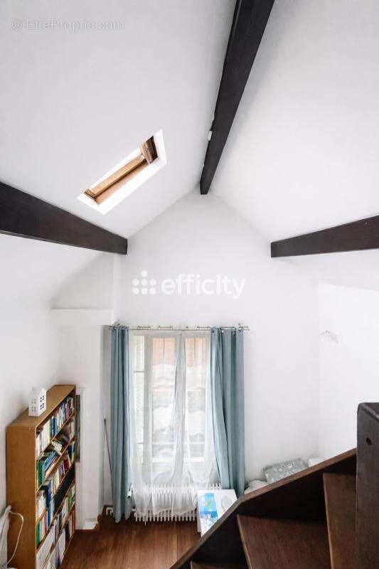 Maison à LES PAVILLONS-SOUS-BOIS