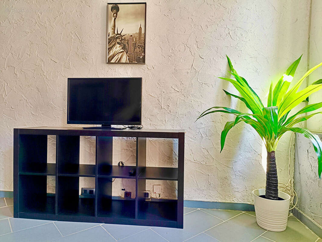 Appartement à MARSEILLE-3E