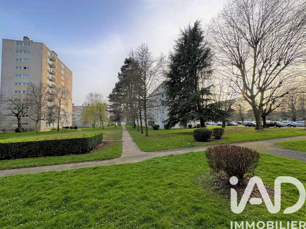 Photo 4 - Appartement à MONT-SAINT-AIGNAN