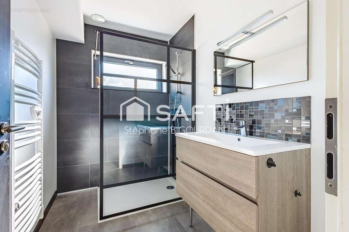 Photo 9 - Maison à MISEREY-SALINES