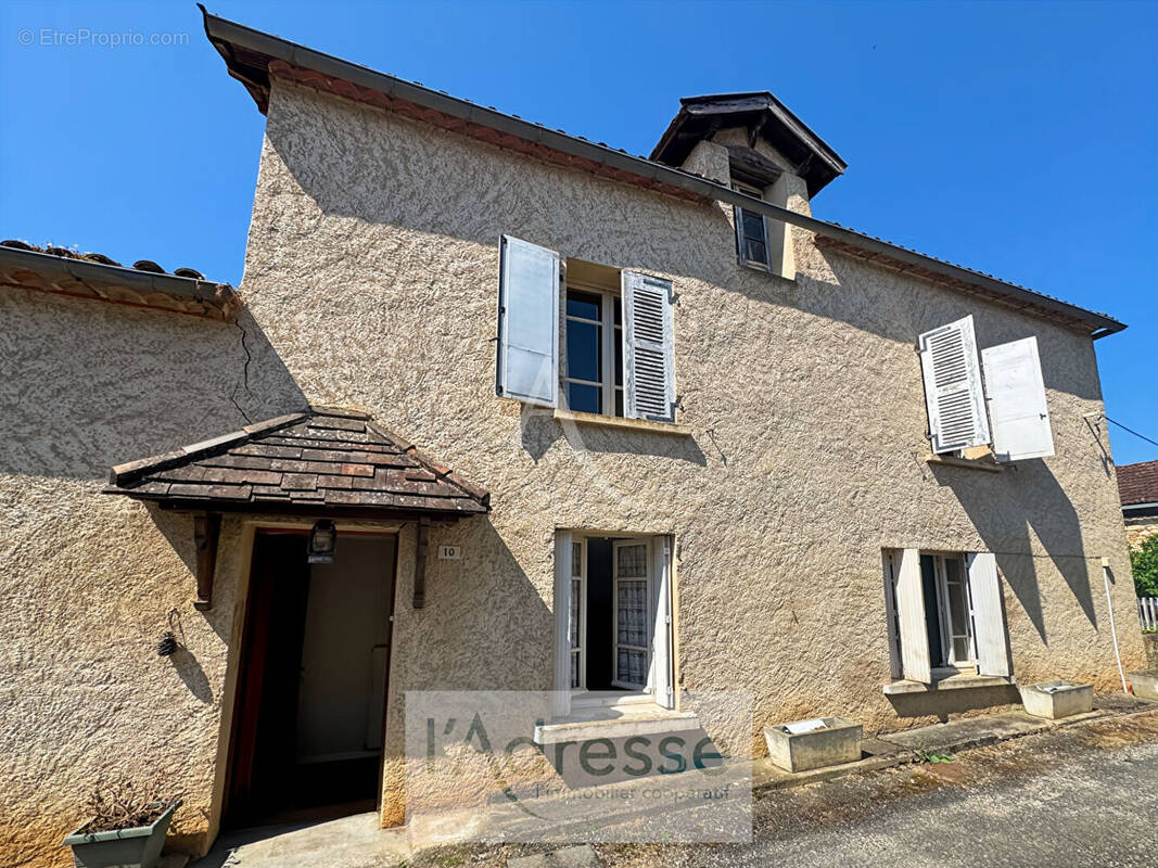 Maison à PUY-L&#039;EVEQUE