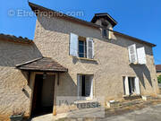 Maison à PUY-L&#039;EVEQUE