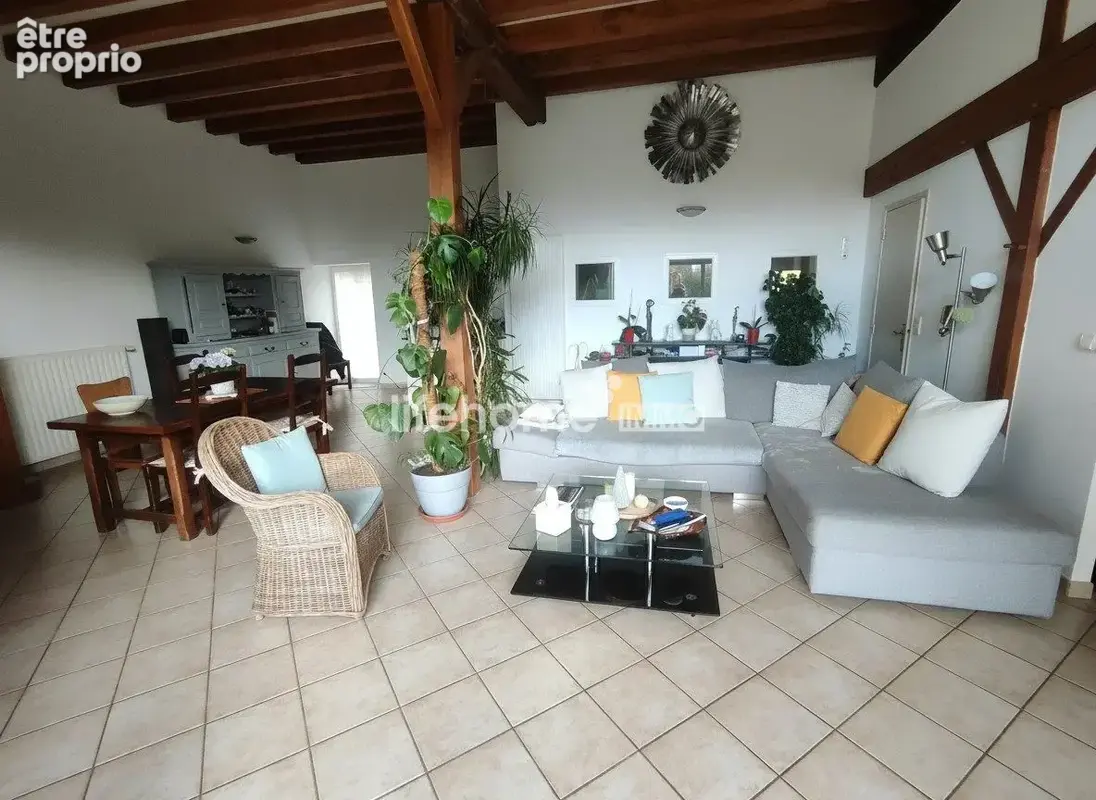 Maison 165 m² à Chassignolles  - photo 5