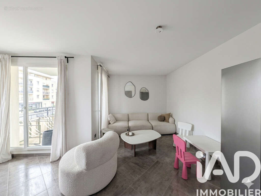 Photo 3 - Appartement à DAMMARIE-LES-LYS