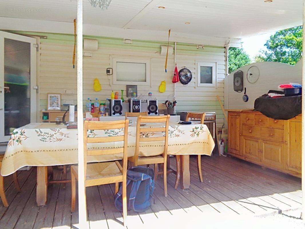 Beauzac(43), mobil - home de 26 m2 habitables, 1 chambre, sur 138 m2 de terrain - photo 11