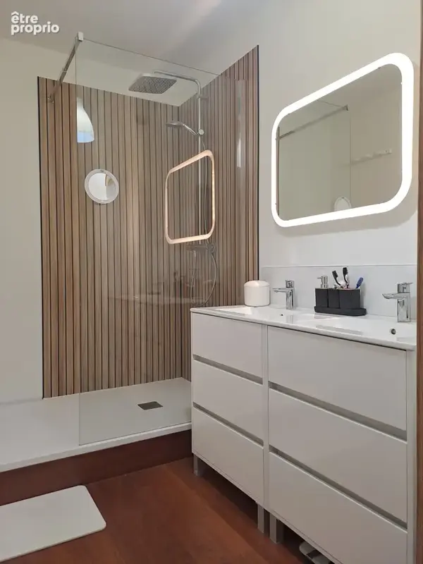 Appartement T4 en duplex de 85m2 avec jardin et terrasse dans le centre de Fontaines St Martin ! - photo 12
