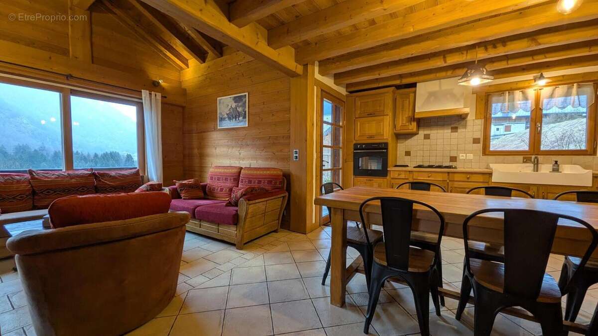Maison 150 m² à Bonnevaux  - photo 4
