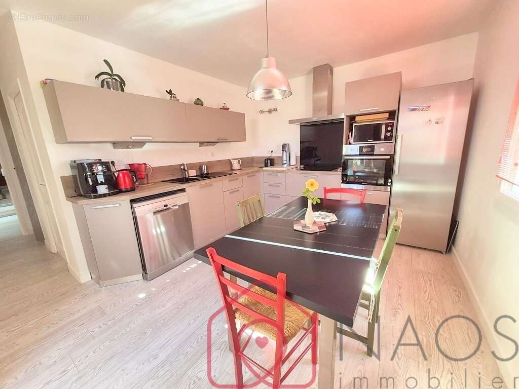 Maison à GREOUX-LES-BAINS