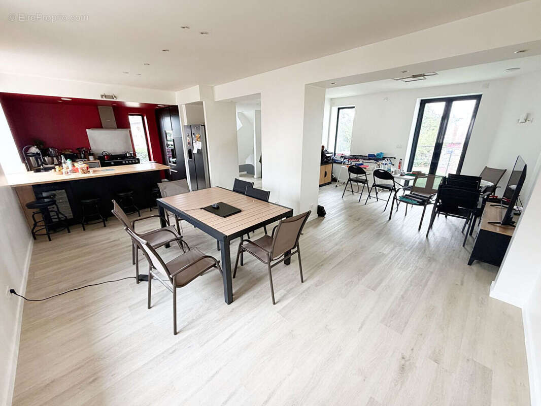 Maison 6 pièces de 141,78 m2 - photo 8