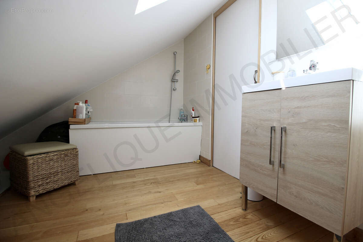 Maison à SAINT-CREPIN-IBOUVILLERS