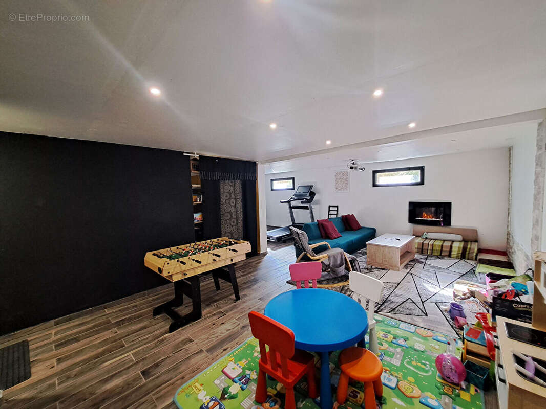 Autre à CHATELLERAULT