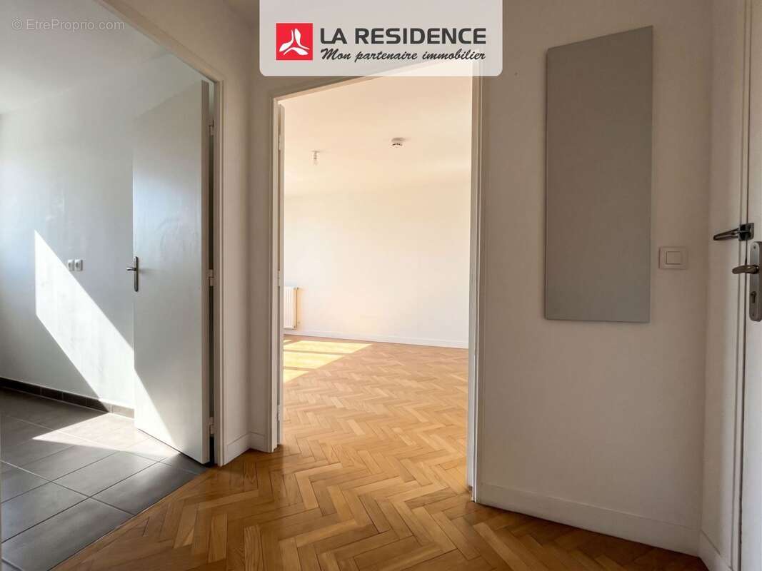 Appartement 48 m² à Versailles  - photo 8