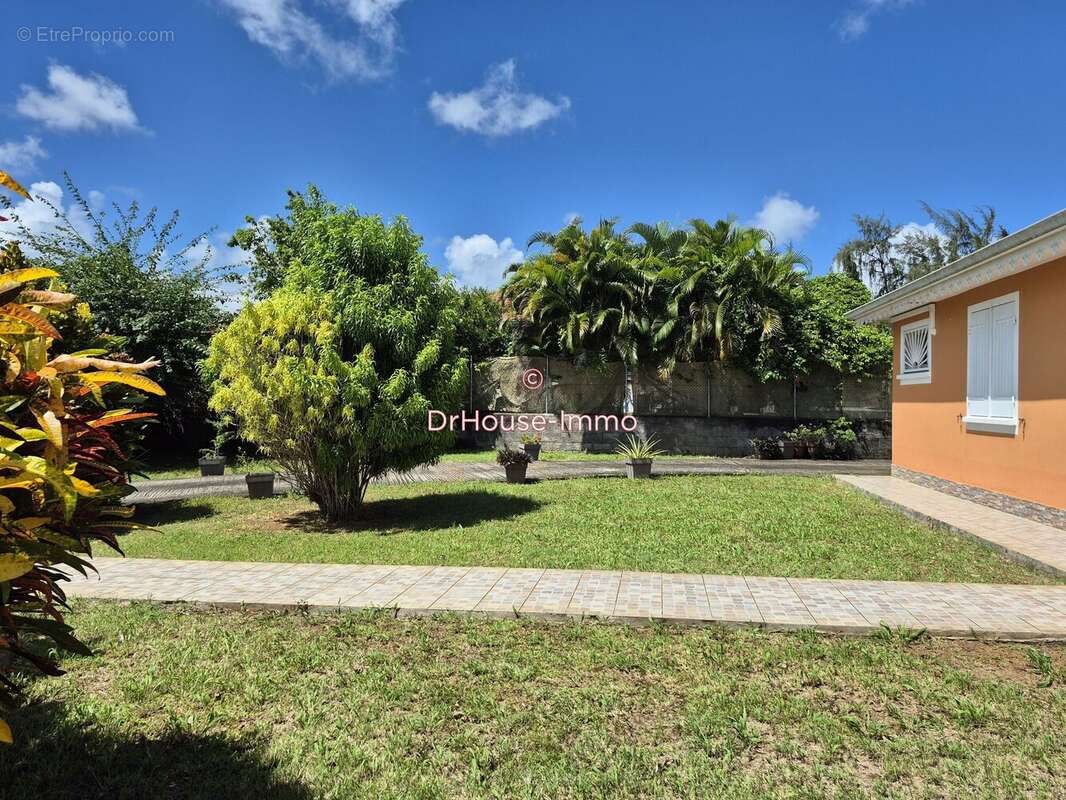 Maison à LE LAMENTIN