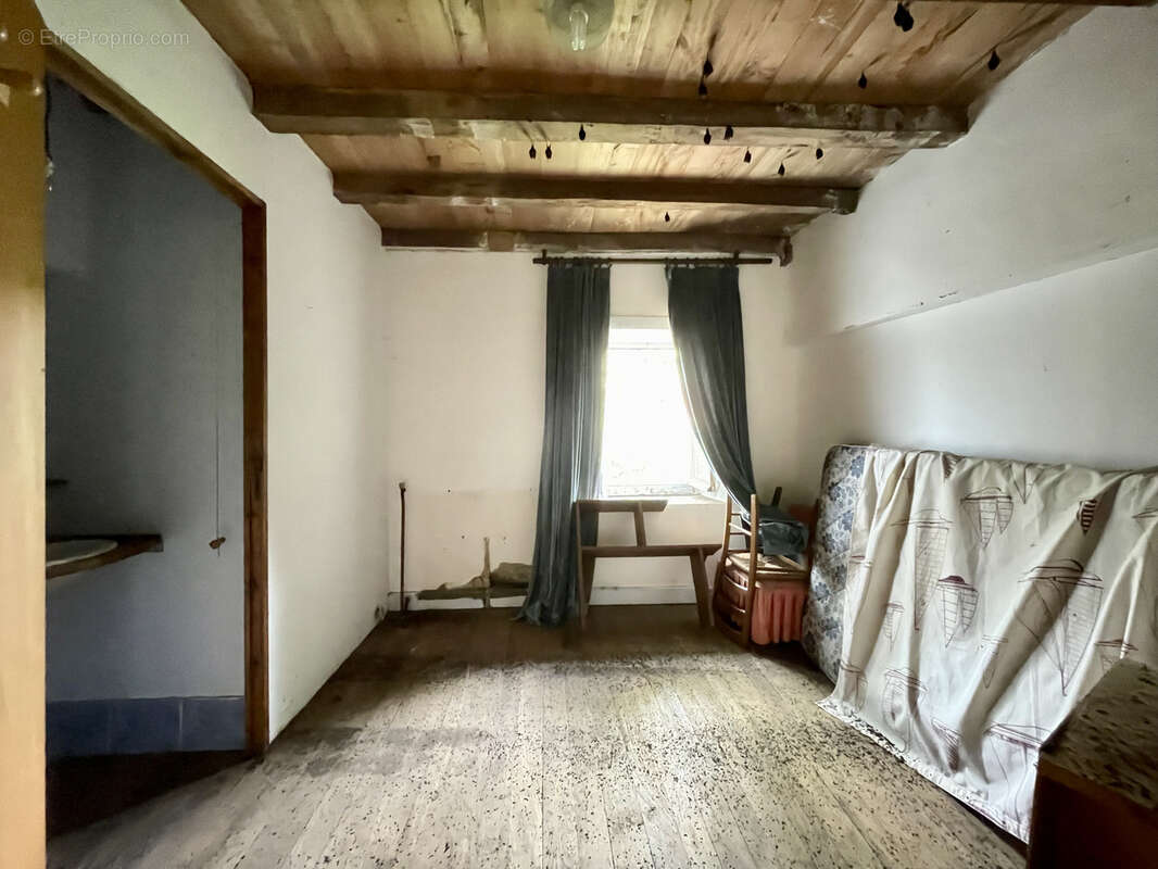 Maison à SAINT-CHRISTOPHE