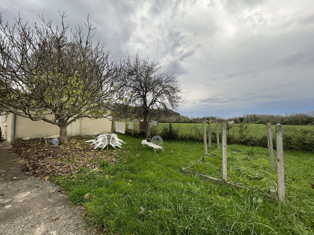 Maison à SAINT-ASTIER