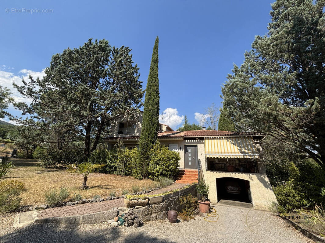 Maison à MOULES-ET-BAUCELS