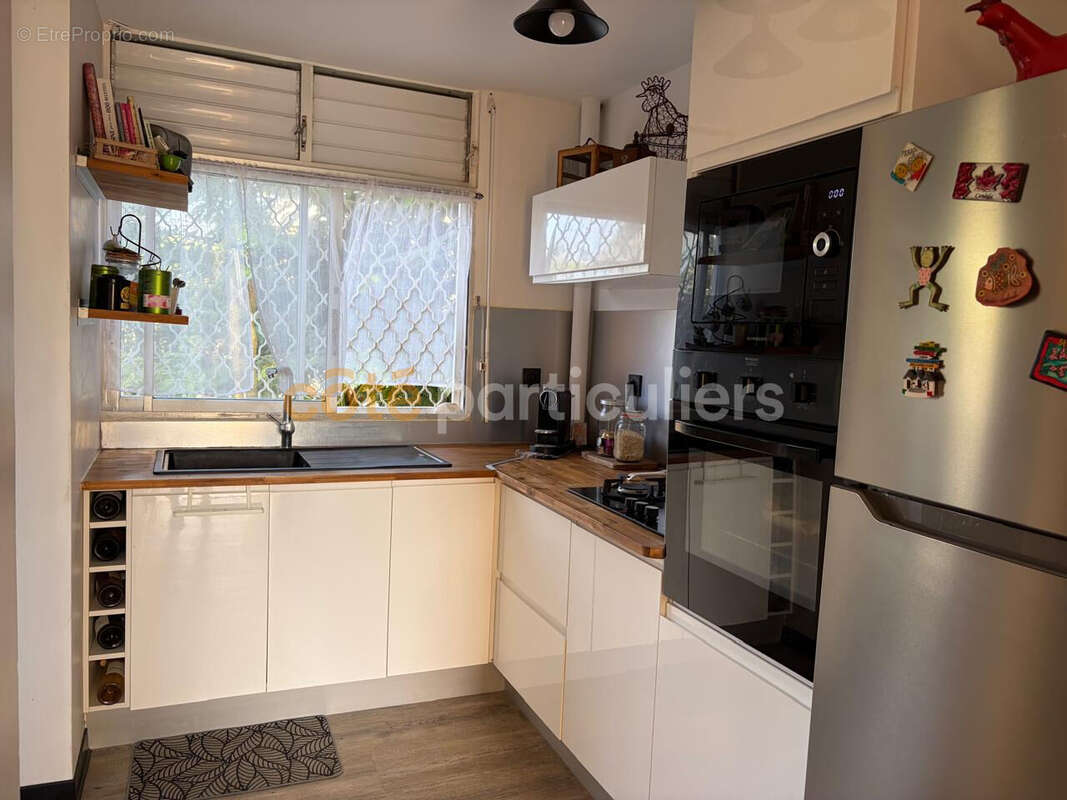 À VENDRE -T2 en rez-de-jardin  résidence avec piscine LE GOSIER - photo 5