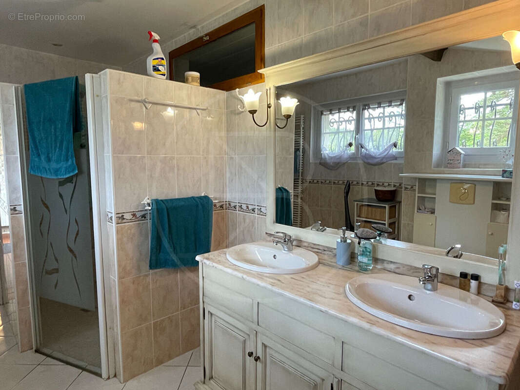 Maison à SAINT-MEARD-DE-GURCON