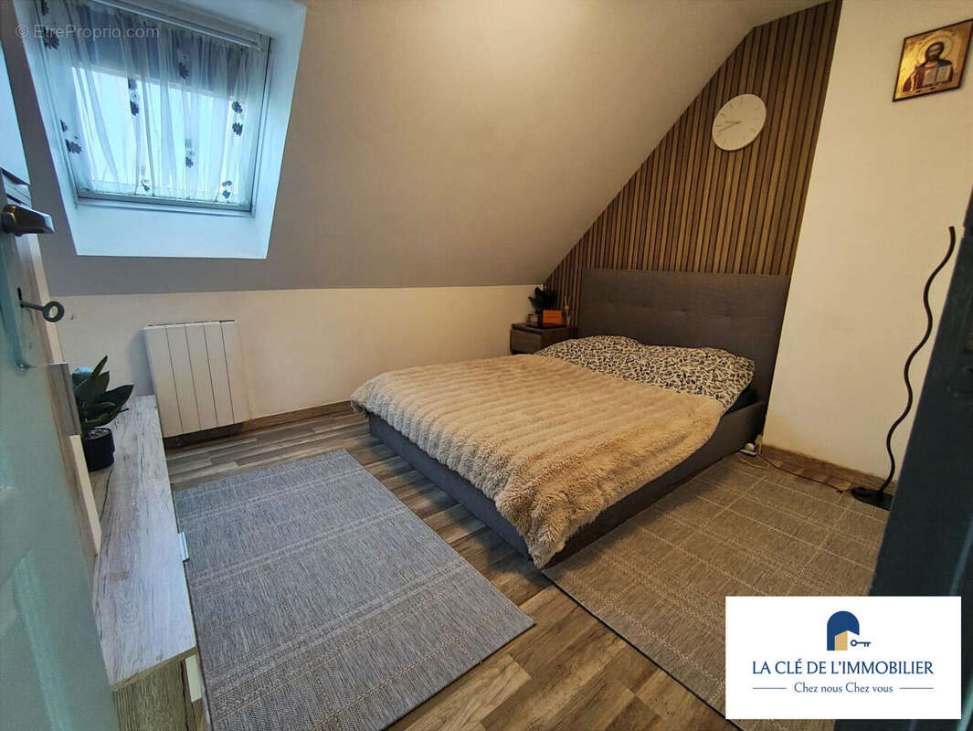 Maison 108 m² à Chateauneuf-Du-Faou  - photo 9