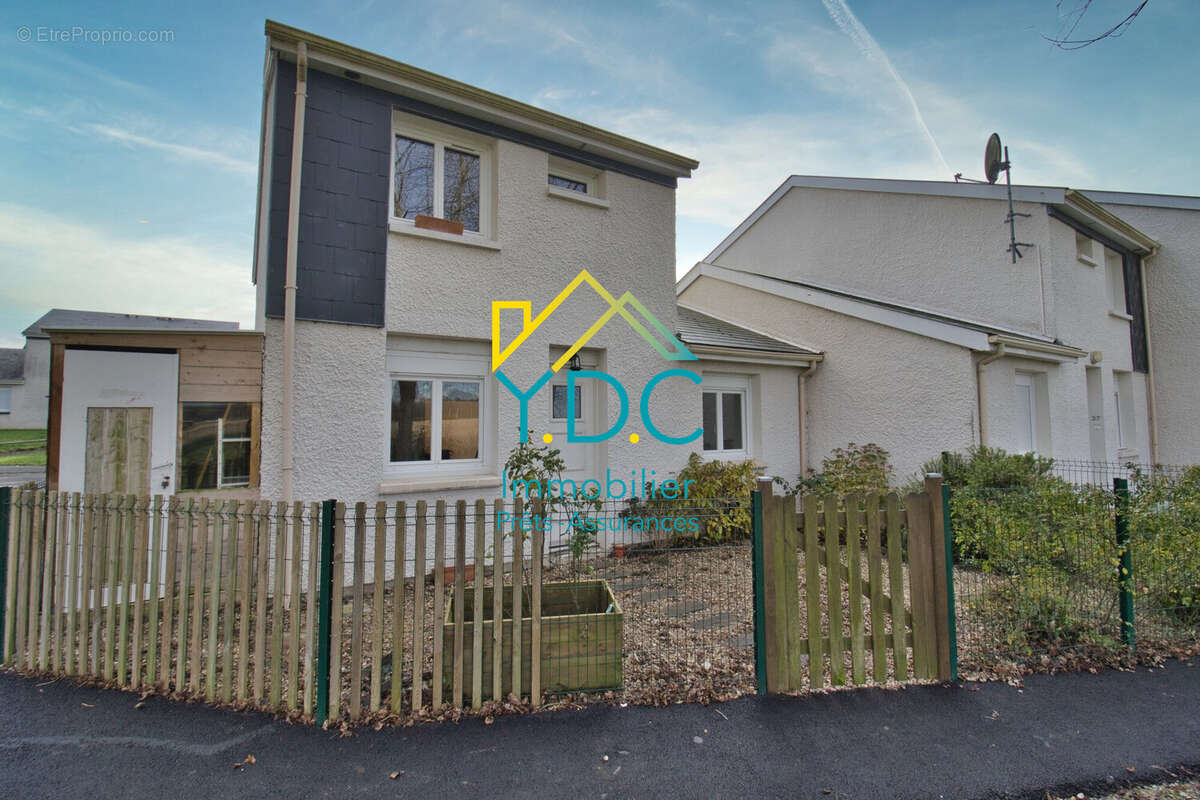 Maison à SAINT-LAURENT-EN-CAUX