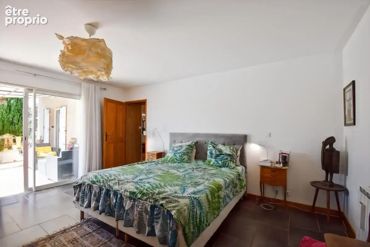 Uzès: Maison 5 ch avec piscine - photo 10