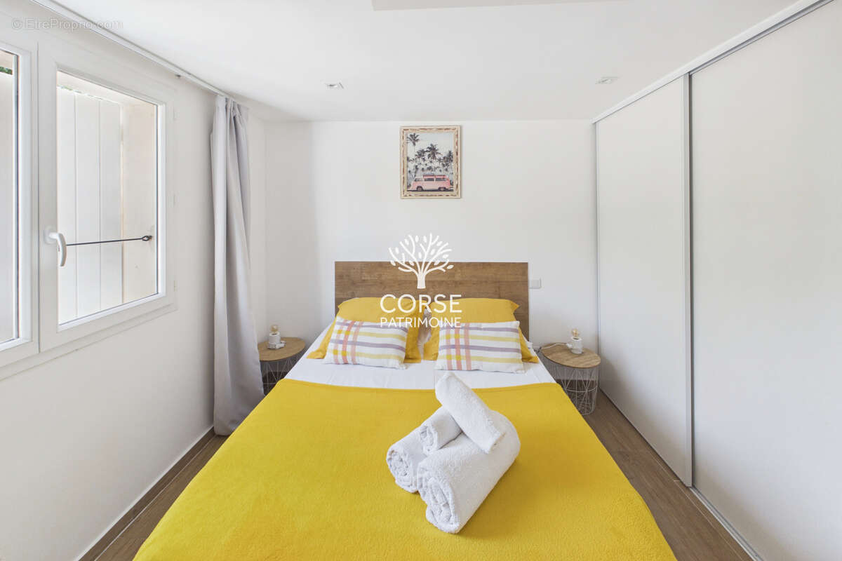 Maison avec piscine et dépendance - photo 8