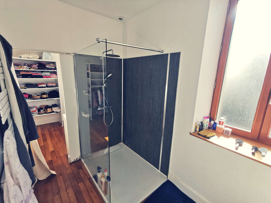 Maison à LA CROISILLE-SUR-BRIANCE