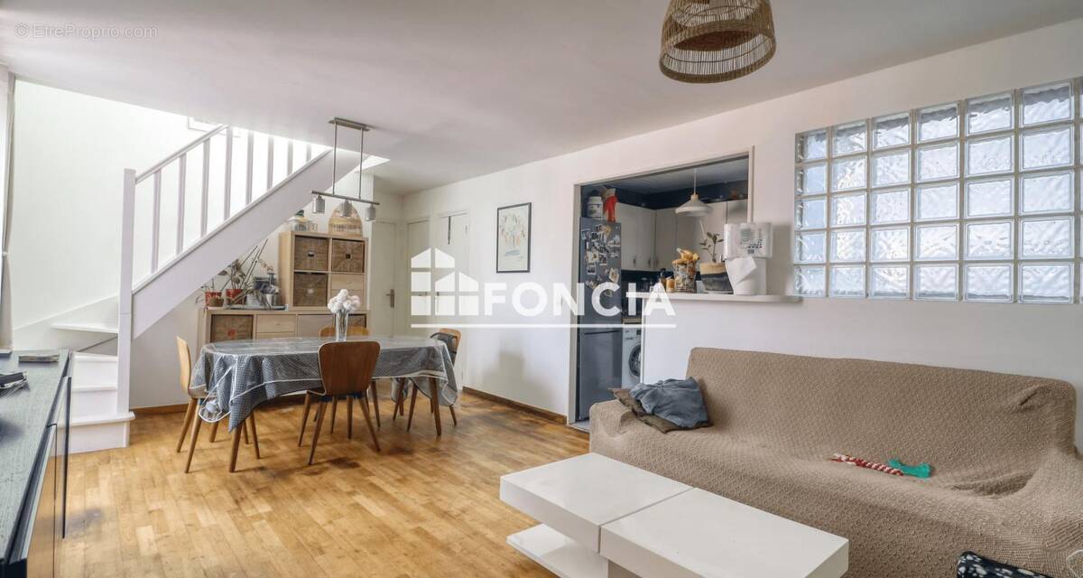 Appartement à LE KREMLIN-BICETRE