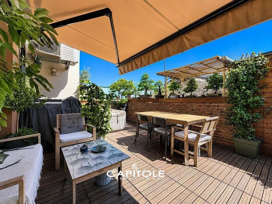 Nice Carabacel / Acropolis – Superbe duplex atypique de 82 m² en dernier étage avec terrasse sans vis-à-vis, vue dégagée sur les - photo 3