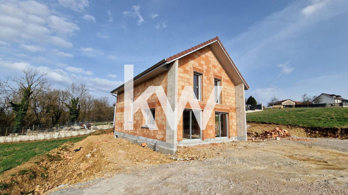 Maison en cours de construction, livrée terminée cet été - Maison à EVANS