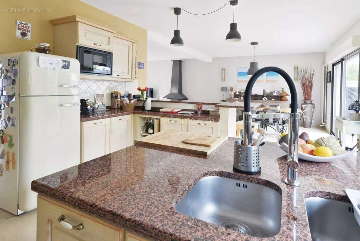 Maison à BRY-SUR-MARNE