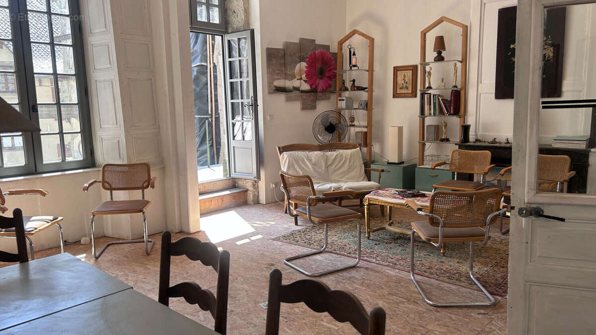 Aveyron : Hôtel particulier du XVIIe siècle à réinventer Potentiel 360 m² - photo 2