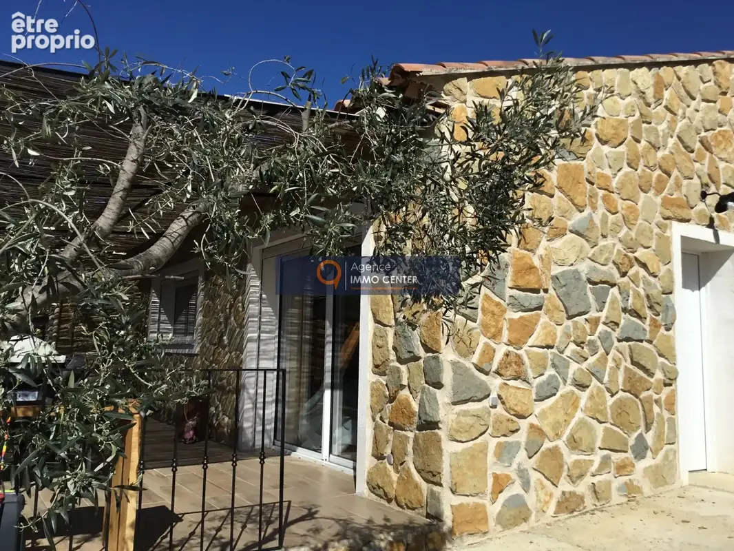 Maison de Plain pied Type 3 avec jardin (83210 Solliès pont / La Farlède) - photo 1