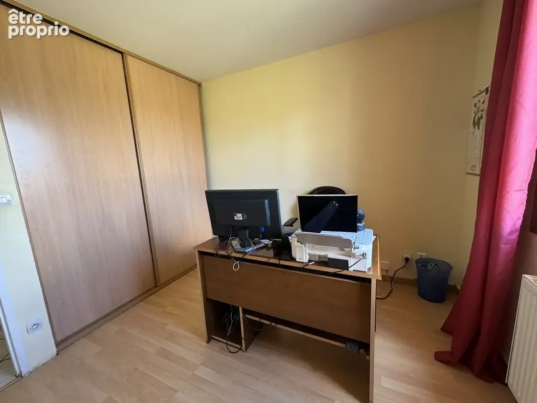 Maison 6 pièces 138 m² à vendre à Chateaumeillant (18370) - photo 9
