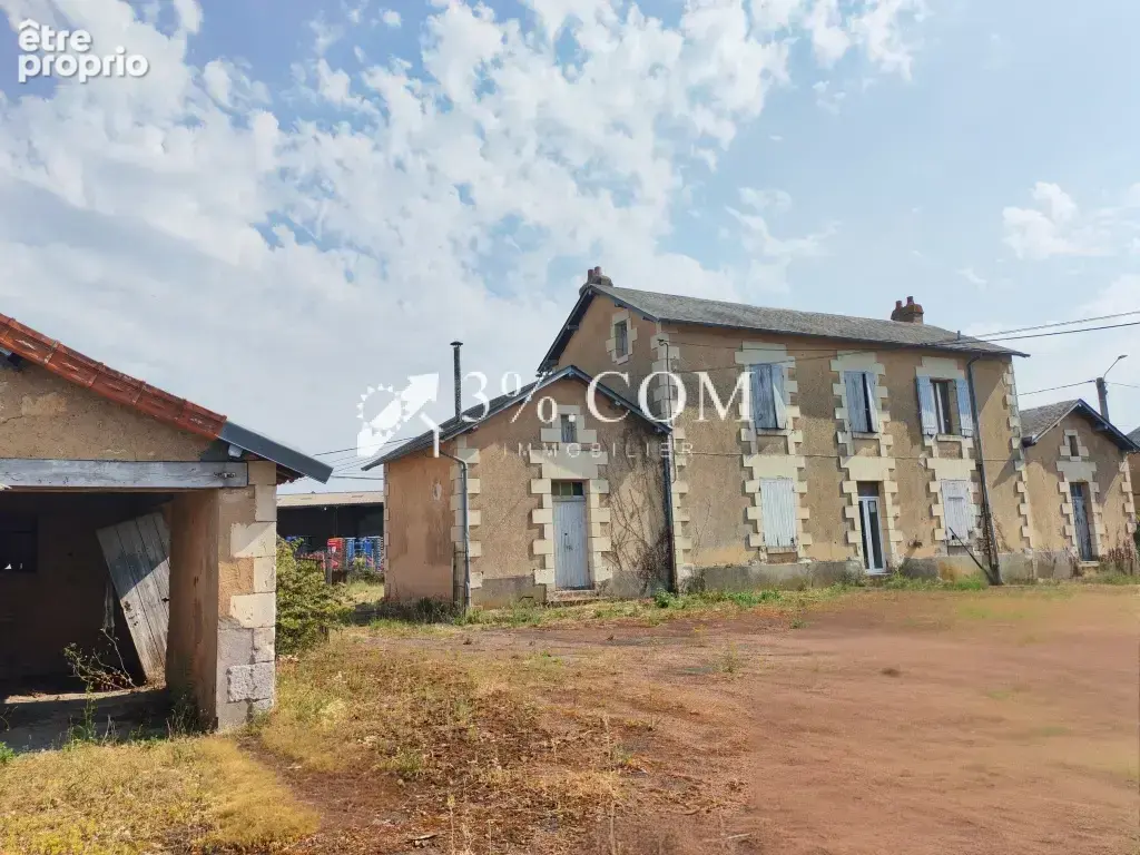 Ensemble immobilier à fort potentiel , ancienne école,  Comm - photo 3
