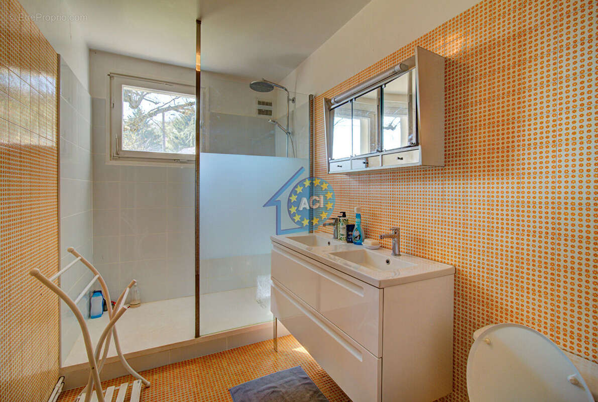 Maison à MANTES-LA-VILLE