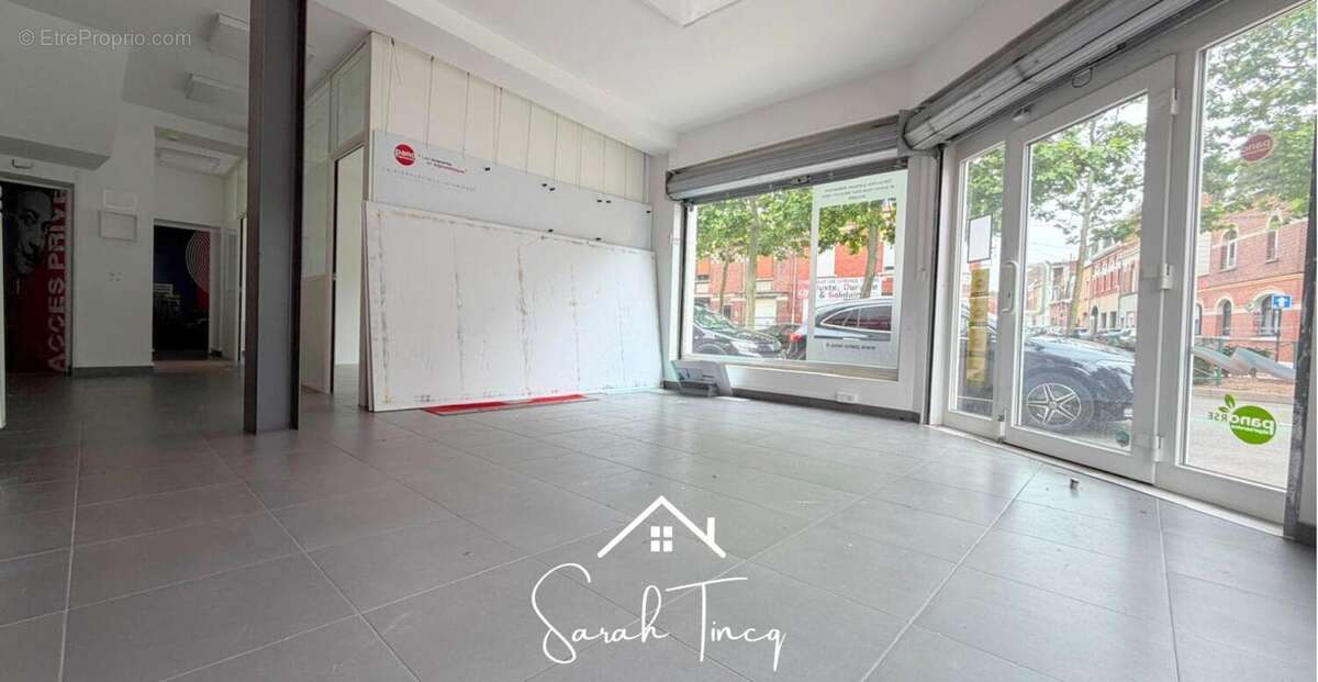 Appartement 259 m² à Lens  - photo 10