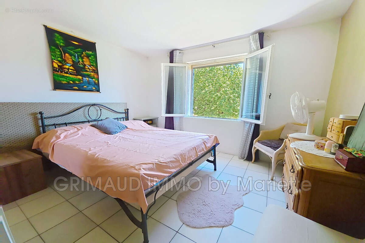 Maison à GRIMAUD