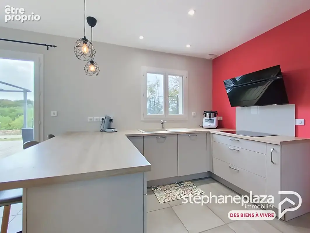 Villa de 2018 : 118m² habitables, 4 chambres + 1 bureau, garage, vue imprenable - photo 11