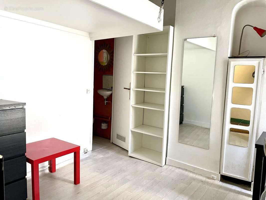 Appartement à PARIS-10E