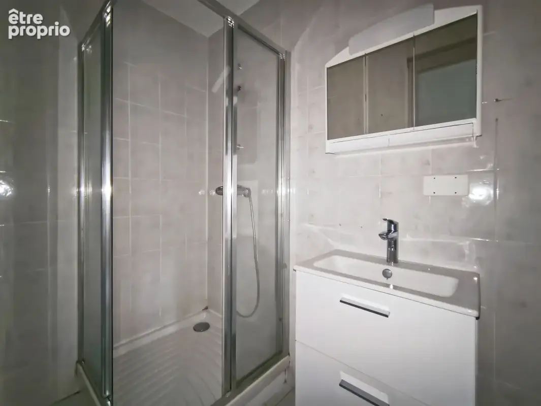 Appartement 3 pièces 63m² à rénover - THONON LES BAINS (74) - photo 6
